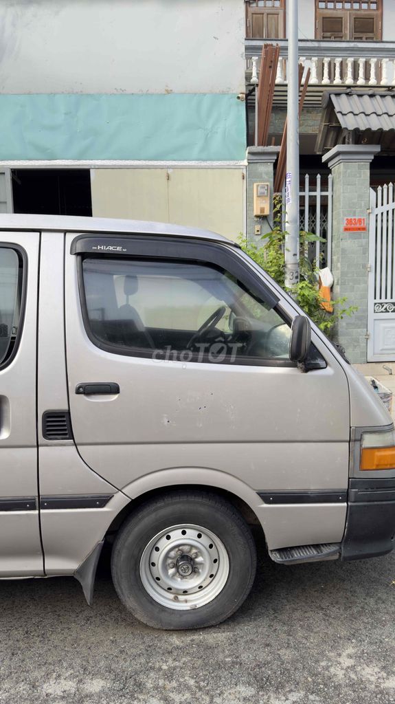 Toyota Hiace 2004 16 chỗ hết đời. Mua bán Ô tô tại Quận Bình Thạnh Tp Hồ Chí Minh được đăng bởi Trọng hình 7