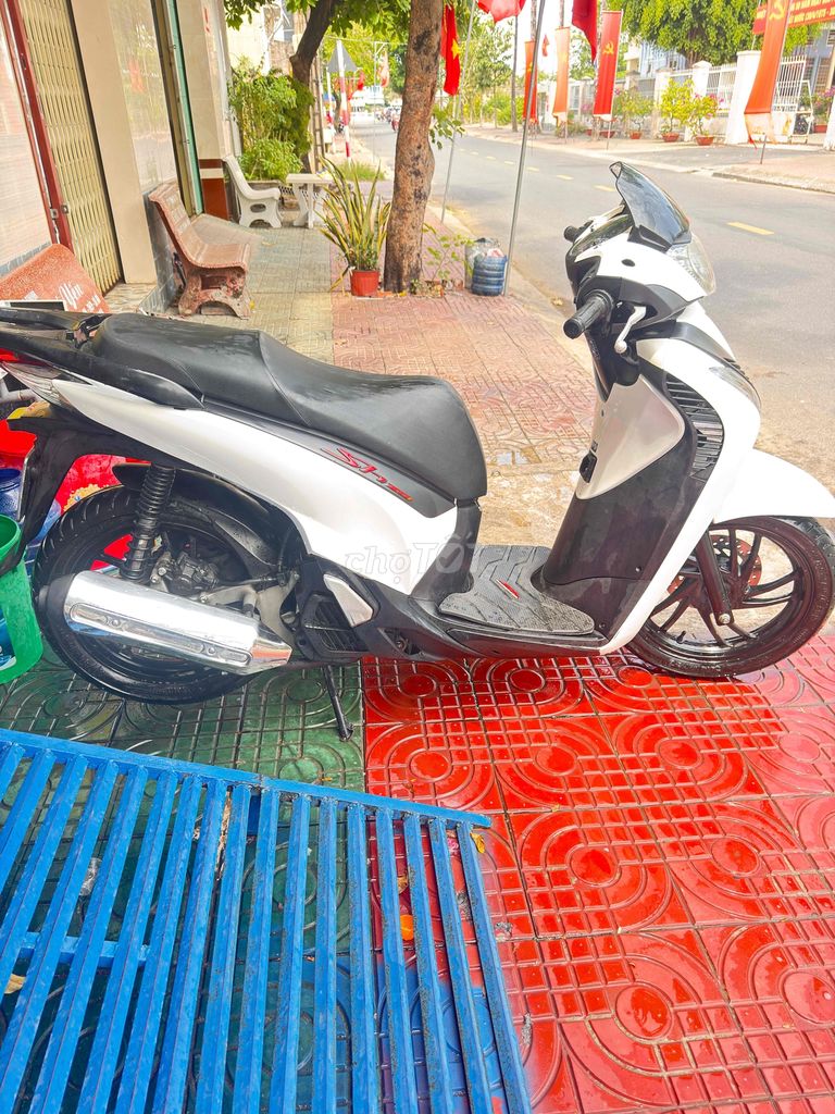 sh 125vn len full ao ý. Mua bán Xe máy tại Thành phố Trà Vinh Trà Vinh được đăng bởi Cầm đồ Thành Ngân hình 4