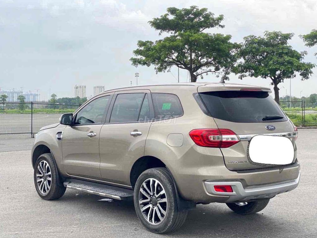 Ford Everest 2020 Titanium 2.0L AT 4x2 - 97000 km. Mua bán Ô tô tại Quận Nam Từ Liêm Hà Nội được đăng bởi Lưu quang kiên hình 1