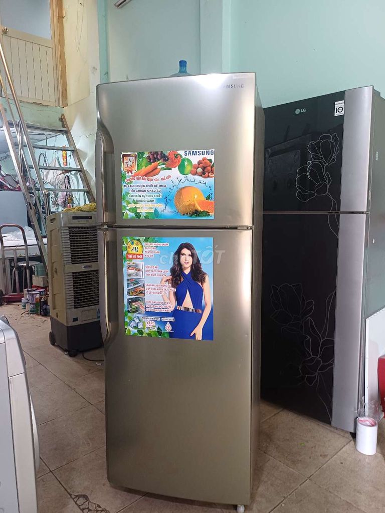 Tủ lạnh Samsung 271 lít Bạc. Mua bán Tủ lạnh tại Quận 6 Tp Hồ Chí Minh được đăng bởi Anh Quý hình 1