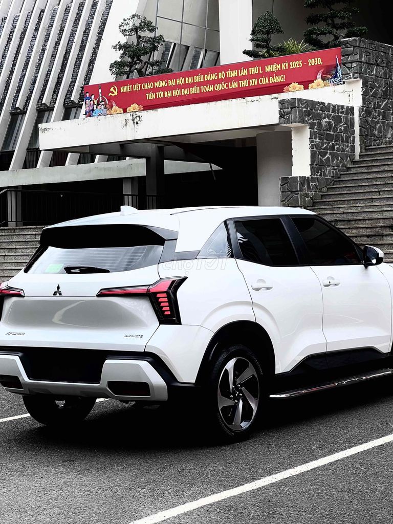 Mitsubishi Xforce 2024 Ultimate - 18000 km. Mua bán Ô tô tại Thành phố Buôn Ma Thuột Đắk Lắk được đăng bởi Hoàng Bùi hình 4