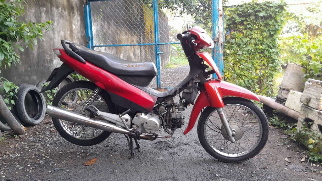 Wave đài loan màu Đỏ. Mua bán Xe máy tại Quận Bình Tân Tp Hồ Chí Minh được đăng bởi Tuyết Mai  hình 2