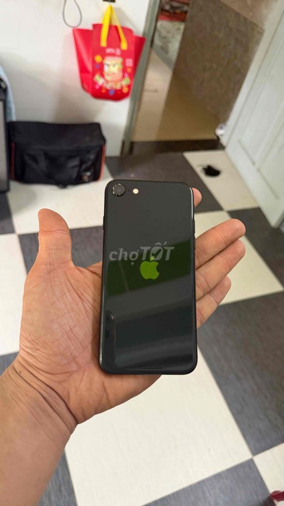 Apple iPhone SE Gen 2 128GB Đen. Mua bán Điện thoại tại Quận Ngũ Hành Sơn Đà Nẵng được đăng bởi trung hình 1