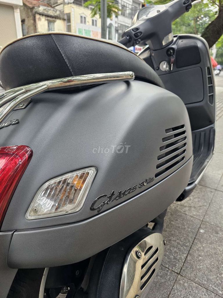 GTS 125 3vie 2014 gin. Mua bán Xe máy tại Quận Ba Đình Hà Nội được đăng bởi Bách hình 8