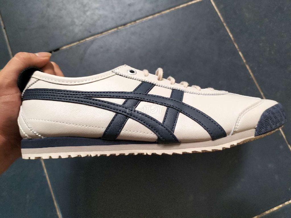Giày thể thao Onitsuka Tiger Kem Xanh Navy 41.5. Mua bán Giày dép tại Huyện Bắc Tân Uyên Bình Dương được đăng bởi Thành Công hình 1