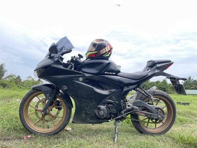 Suzuki GSX R150 mới làm máy. Mua bán Xe máy tại Huyện Bình Chánh Tp Hồ Chí Minh được đăng bởi Huỳnh Quốc Thiên