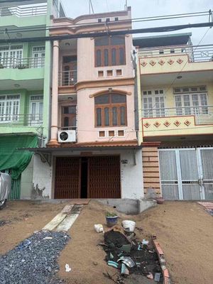 Bán mặt tiền đường Lê cơ 4,5 x20. M đường đang Làm sắp song đg 30 m hư