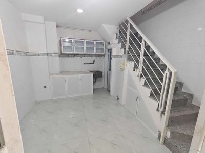 Cần Bán Nhà Nguyên Hồng P1 Gò Vấp. Mua bán nhà ở tại Quận Gò Vấp Tp Hồ Chí Minh được đăng bởi Long Nguyễn