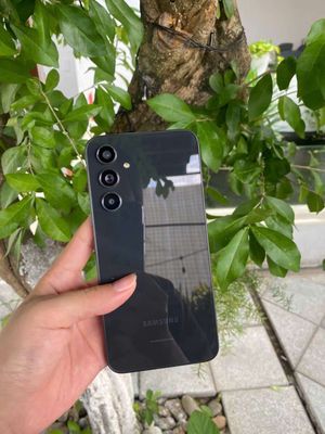 Galaxy A54 Đen hàng VN, nguyên rin áp all BH dài. Mua bán Điện thoại tại Thành phố Huế Thừa Thiên Huế được đăng bởi Chuyên Hàng Công Ty Giá Rẻ FPT Và TGDD