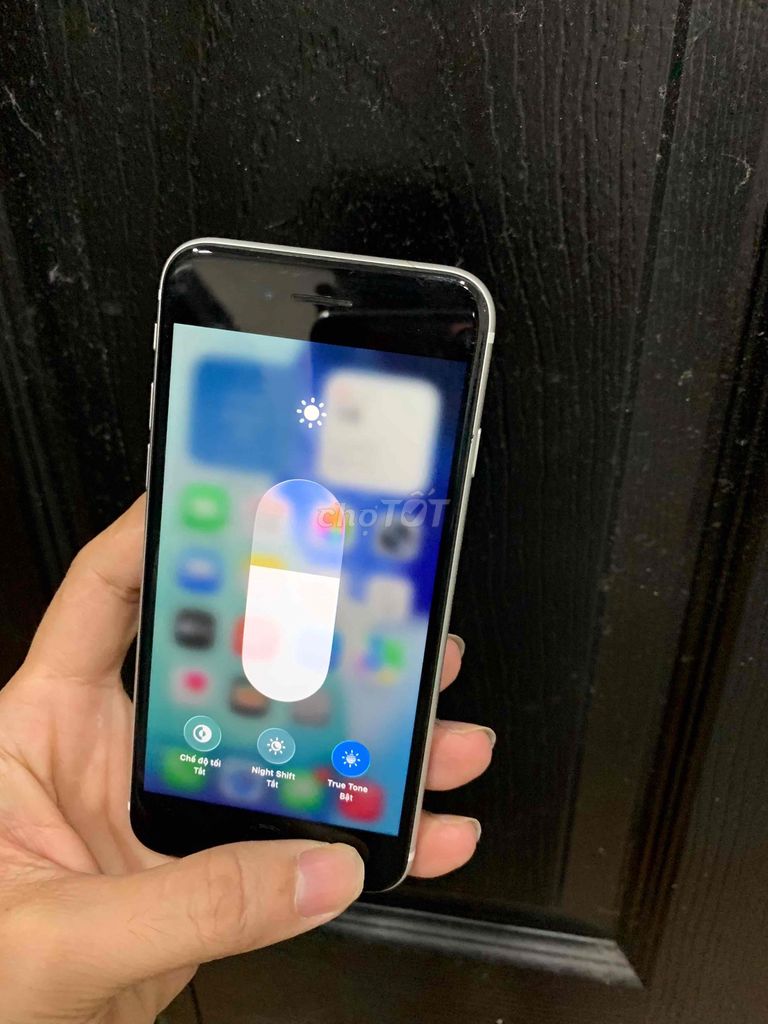 Iphone SE 2 q.tế 64G zin full có gl. Mua bán Điện thoại tại Quận Bình Tân Tp Hồ Chí Minh được đăng bởi Mr Zui 18 tuổi rưỡi hình 1