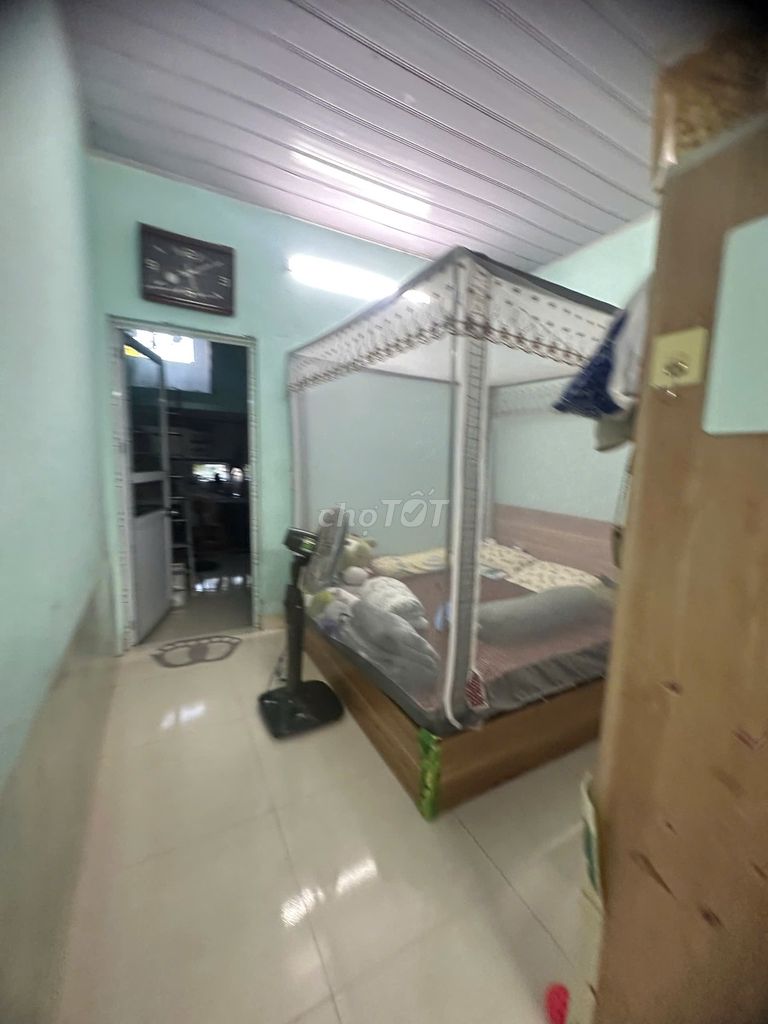 Đầu tháng 10 cho thuê nhà cấp 4 dt 40m2