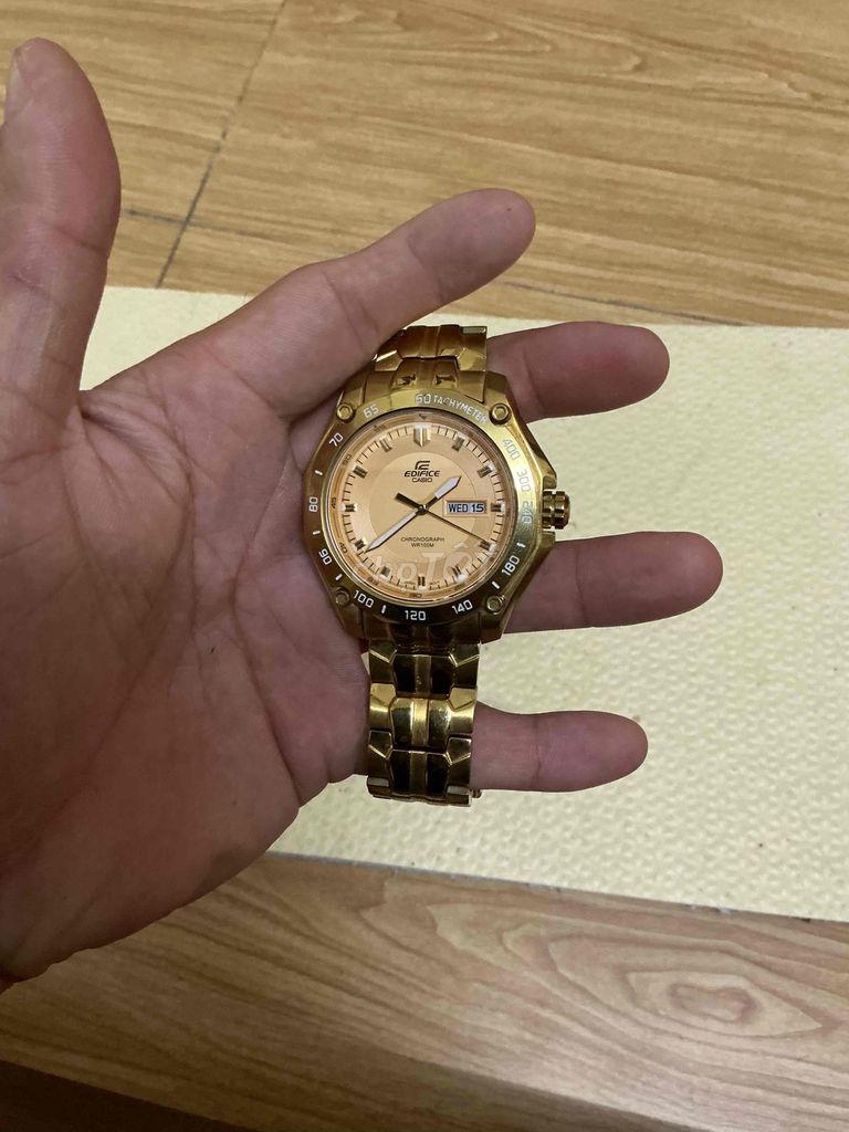 Đồng hồ Casio EF 550 Vàng. Mua bán Đồng hồ tại Huyện Châu Thành Bến Tre được đăng bởi Trần Gia hình 1