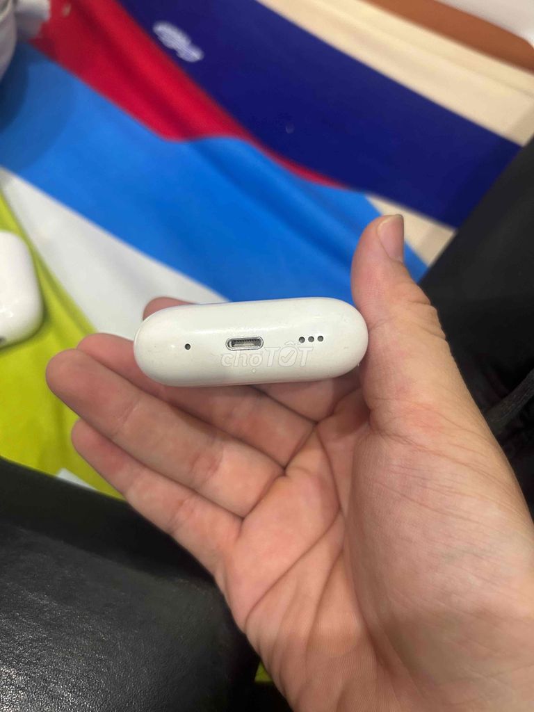 Tai nghe Apple AirPods Pro 2 Trắng. Mua bán Tivi, Âm thanh tại Quận Liên Chiểu Đà Nẵng được đăng bởi Thắng Hoàng hình 1