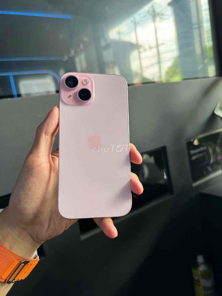iPhone 15 Hồng. Mua bán Điện thoại tại Thành phố Buôn Ma Thuột Đắk Lắk được đăng bởi Đặng Cường hình 1