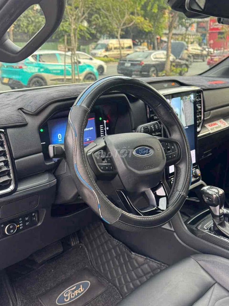 Ford Everest 2022 Titanium 4x2 20.000 km. Mua bán Ô tô tại Quận Tân Bình Tp Hồ Chí Minh được đăng bởi Sài Gòn Ford hình 8