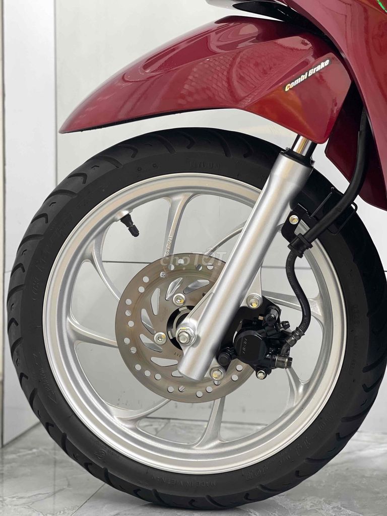 Honda Vision 2022 Đỏ 6000km. Mua bán Xe máy tại Thành phố Vĩnh Long Vĩnh Long được đăng bởi Gia Kiệt  hình 6