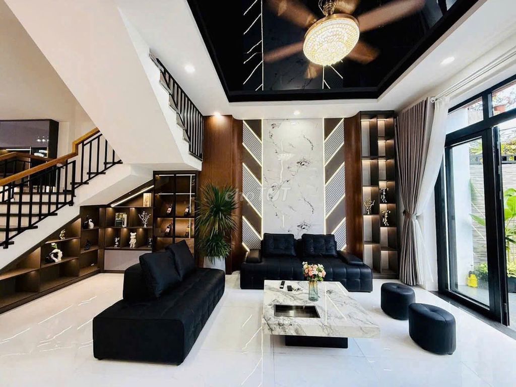 🍁🏡cho thuê nhà 4 tầng 4pn đẹp kiệt ô tô lê độ -thanh khê-full nội thất