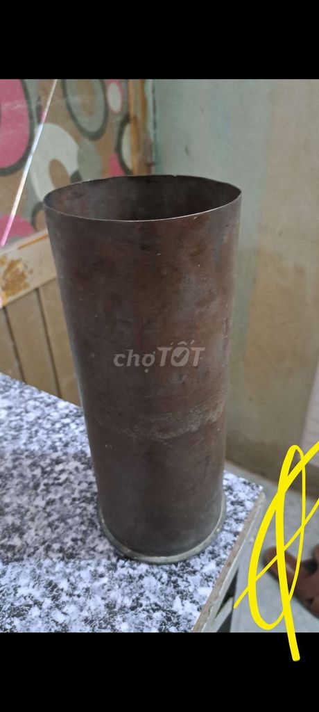 Để lại cho ae 1 cái vỏ 105mm cao 28 năm 1945