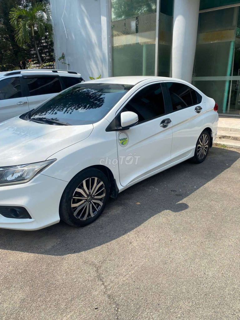 Honda City TOP 1.5 AT 2018 белый