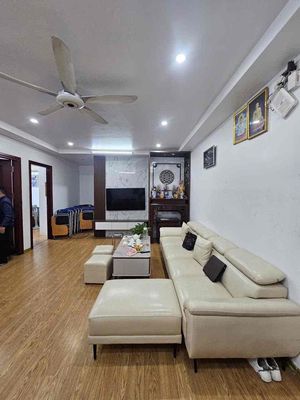 Chính chủ bán căn hộ 68m2 tại phường Đông Ngạc sổ đỏ