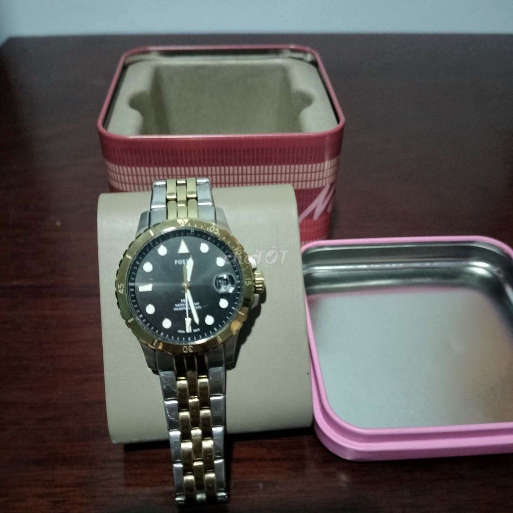 Đồng hồ Fossil kim loại Vàng Bạc. Mua bán Đồng hồ tại Quận 12 Tp Hồ Chí Minh được đăng bởi Phuc Dat Vuon hình 1