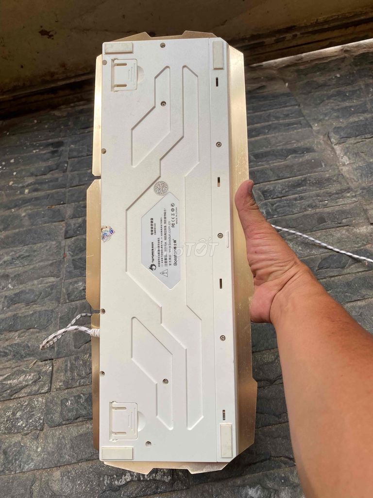 Bàn phím Bosston R300 Full Led Vàng. Mua bán Phụ kiện (Màn hình, Chuột...) tại Quận 8 Tp Hồ Chí Minh được đăng bởi OTLy hình 1