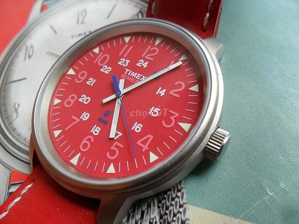 Đồng hồ hiếm Timex Beams Boy Collaboration Red Mil