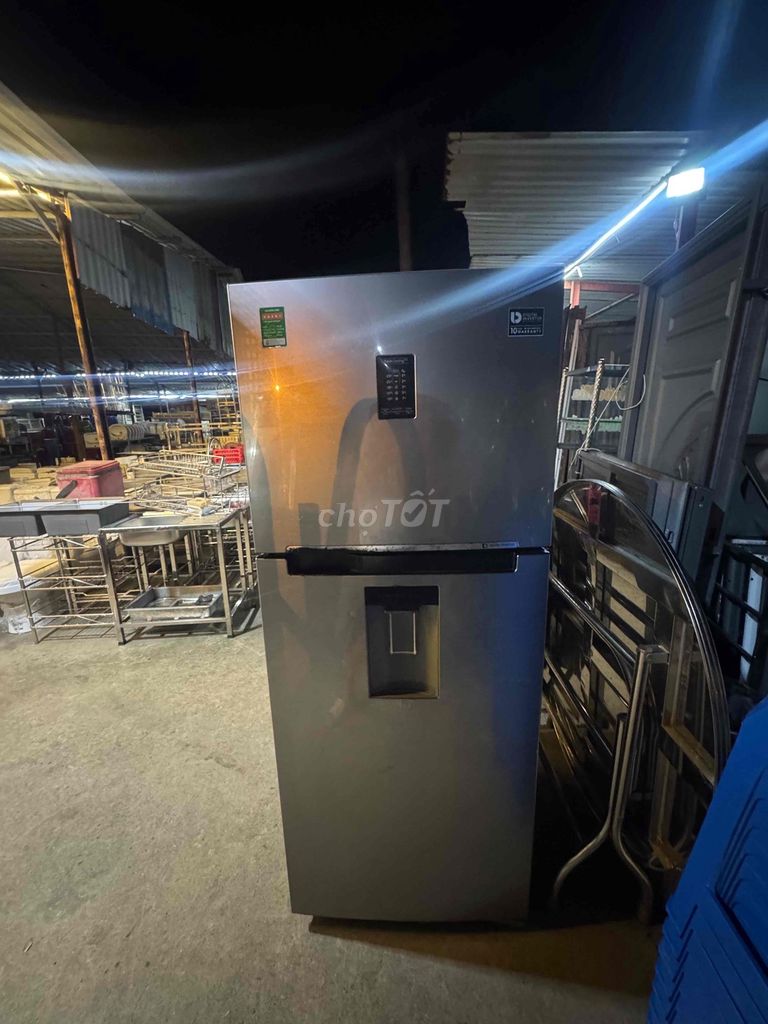 Tủ lạnh Samsung Inverter Bạc Đã sử dụng. Mua bán Tủ lạnh tại Huyện Củ Chi Tp Hồ Chí Minh được đăng bởi Duy Nguyên hình 1
