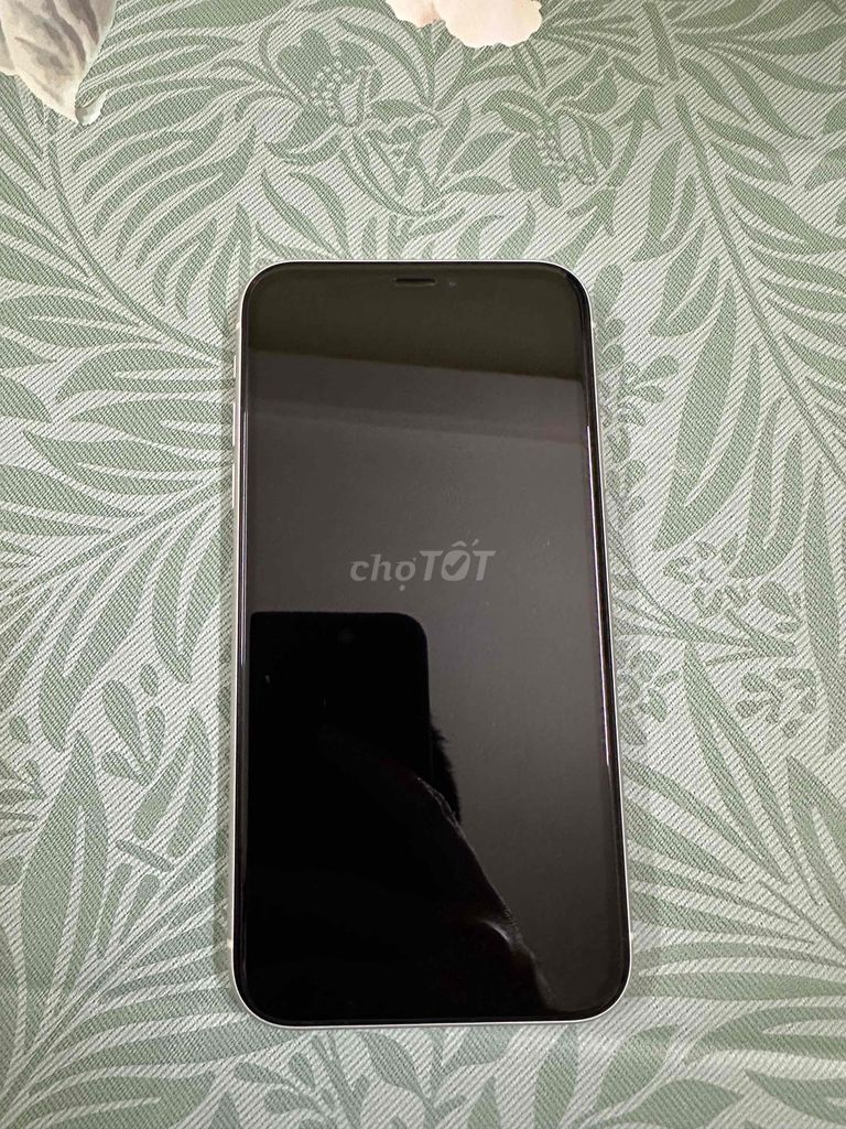 IPHONE XR 128GB Like New