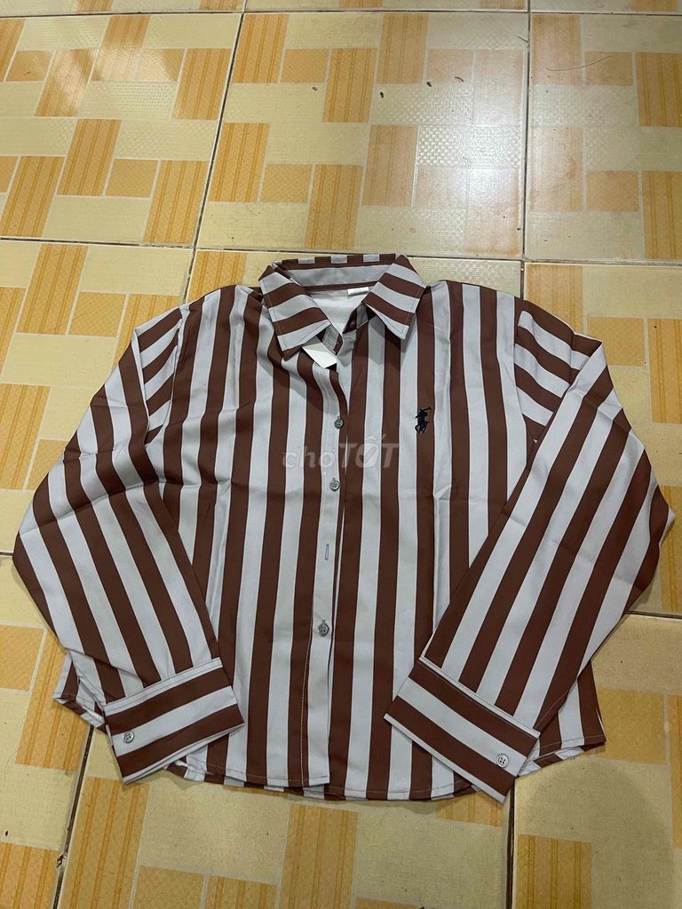 3 Áo sơ mi Nữ Vải Nhiều màu 100k 1c. Mua bán Quần áo tại Quận 12 Tp Hồ Chí Minh được đăng bởi HT 86 hình 1