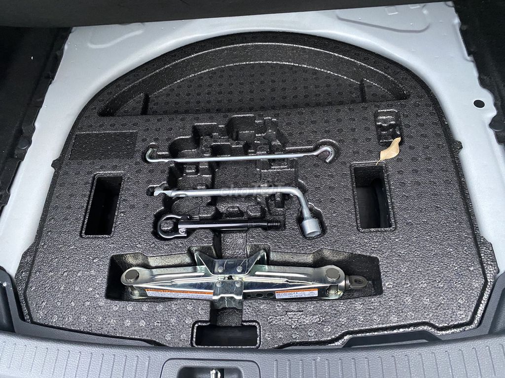 Toyota Altis 2022 1.8V 14.000km Trắng. Mua bán Ô tô tại Thành phố Thủ Đức Tp Hồ Chí Minh được đăng bởi Thành Thuỷ hình 9