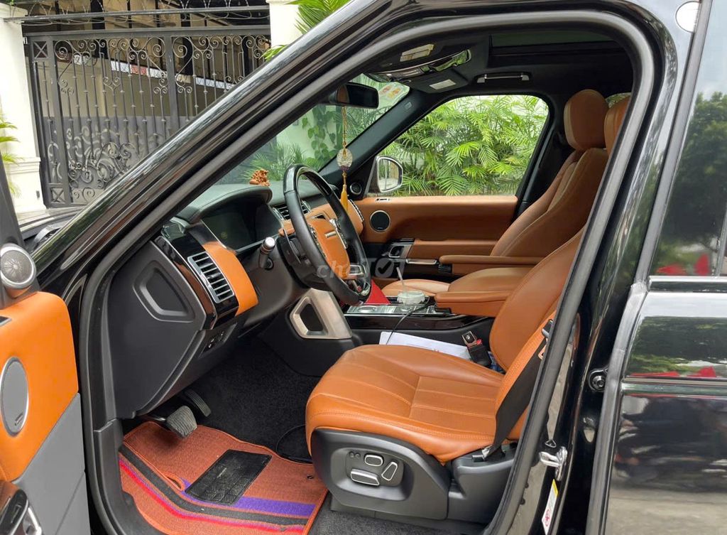 Chính chủ bán LandRover Range Rover 2015 HSE 3.0. Mua bán Ô tô tại Quận Hoàng Mai Hà Nội được đăng bởi Nguyen cuong hình 8