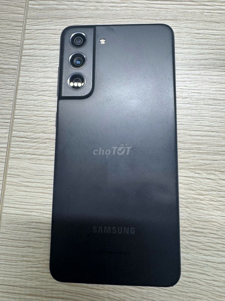 Samsung S21 FE 5G 8/128gb 2 sim. Mua bán Điện thoại tại Quận Hoàng Mai Hà Nội được đăng bởi lâm hình 1