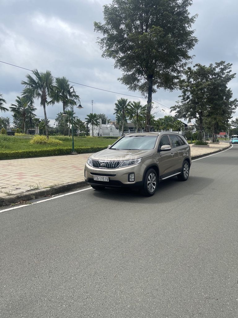 Kia Sorento 2018 GAT - 30000 km. Mua bán Ô tô tại Huyện Đồng Phú Bình Phước được đăng bởi Trần Hoàng Huân hình 3