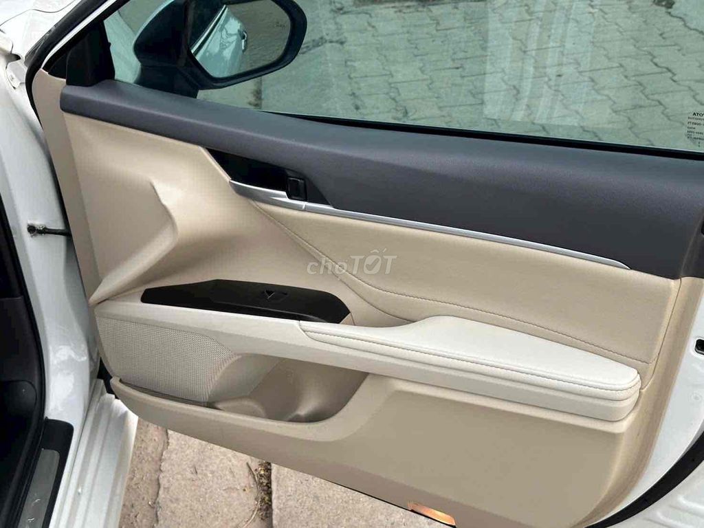 Camry 2.0Q đời mới 2022 chính chủ. Mua bán Ô tô tại Huyện Hóc Môn Tp Hồ Chí Minh được đăng bởi 🌹 Trúc Giang 🌹 hình 8