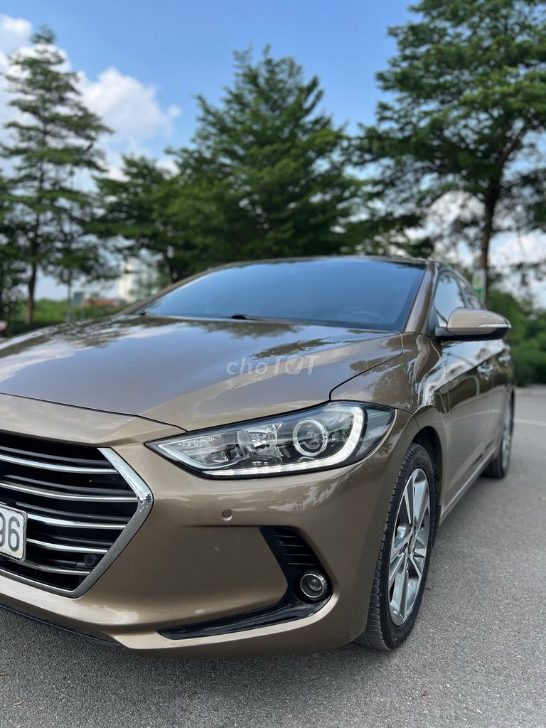 Elantra 2019 2.0AT Nâu vàng ánh kim xe rất mới. Mua bán Ô tô tại Quận Thanh Xuân Hà Nội được đăng bởi Vạn Phát  Auto hình 13