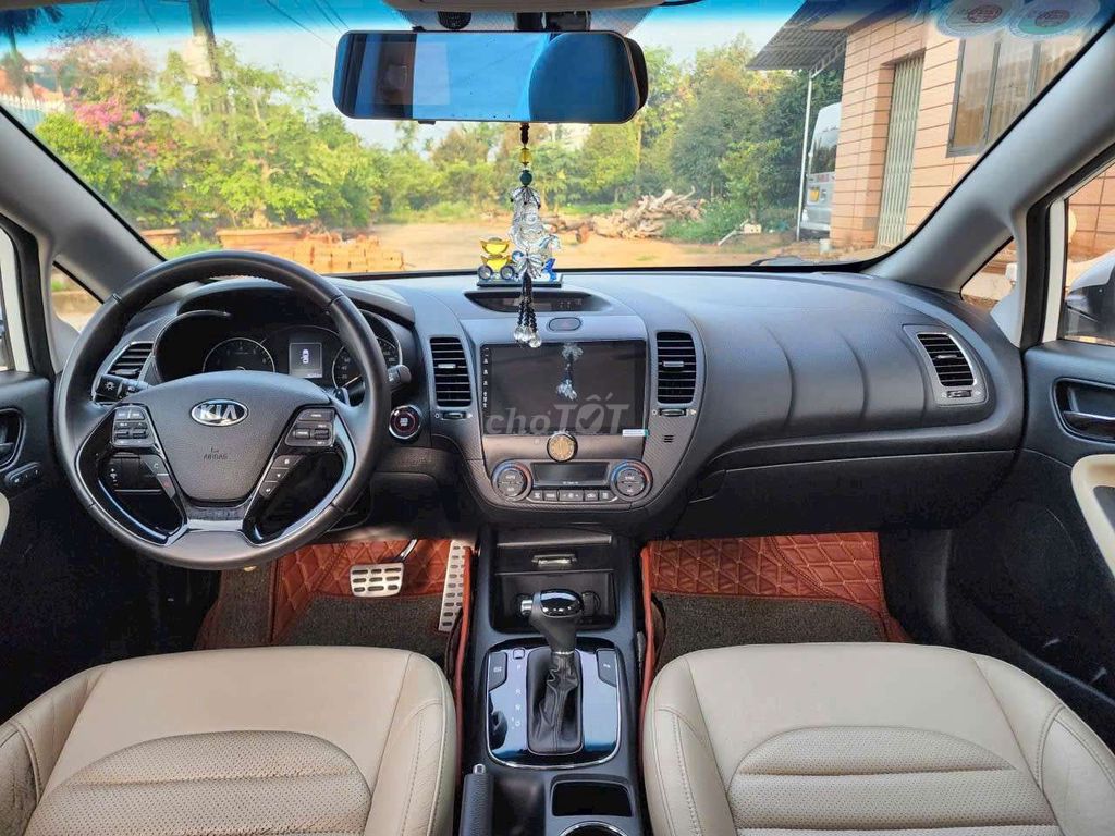 Kia Cerato 2017 1.6 AT - 55000 km. Mua bán Ô tô tại Thành phố Buôn Ma Thuột Đắk Lắk được đăng bởi Thủy Nguyễn hình 5
