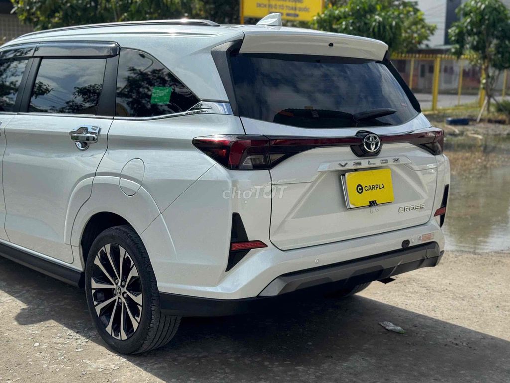 Toyota Veloz Cross 2022 CVT Top - 518Tr. Mua bán Ô tô tại Quận Ninh Kiều Cần Thơ được đăng bởi Chuyên Mua Bán Ô Tô Qua Sử Dụng Carpla Cần Thơ hình 8