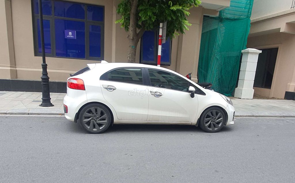 Kia Rio Hatchback nhập khẩu, 2015 1.4 AT, Tự động. Mua bán Ô tô tại Quận Hà Đông Hà Nội được đăng bởi Mr Minh hình 7