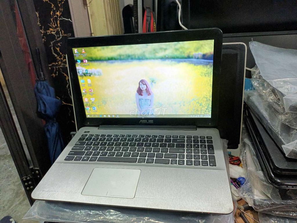 Lap Asus X555LF mỏng đẹp dùng tốt vp học tập