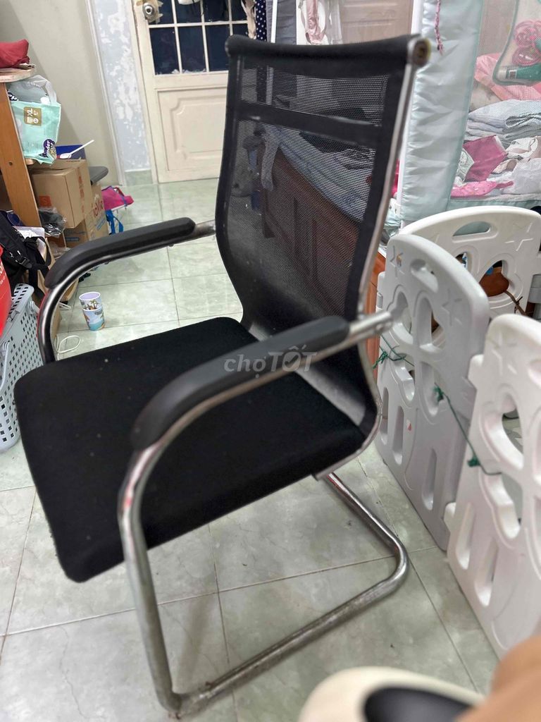 Ghế văn phòng Y-4009 Đen. Mua bán Bàn ghế tại Quận Phú Nhuận Tp Hồ Chí Minh được đăng bởi Ms MINH PHƯƠNG hình 1