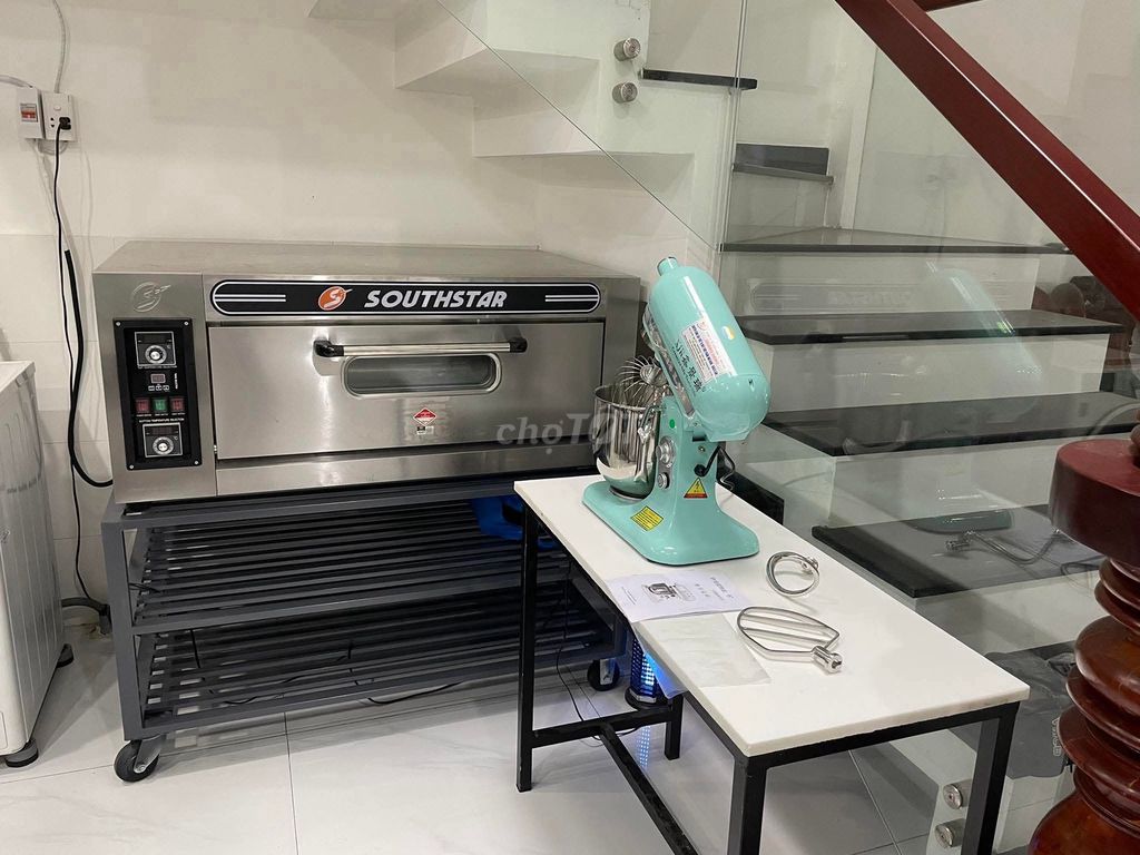 Lò nướng southstar+máy đánh trứng+khuôn khay. Mua bán Bếp, lò, đồ điện nhà bếp tại Huyện Thanh Miện Hải Dương được đăng bởi Vân Nguyễn hình 1