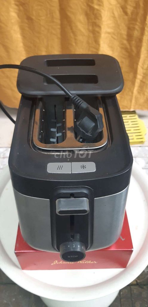 Máy nướng bánh mì Electrolux EST 5604S Đen Bạc. Mua bán Bếp, lò, đồ điện nhà bếp tại Quận Bình Thuỷ Cần Thơ được đăng bởi Ngọc Tiến  hình 1