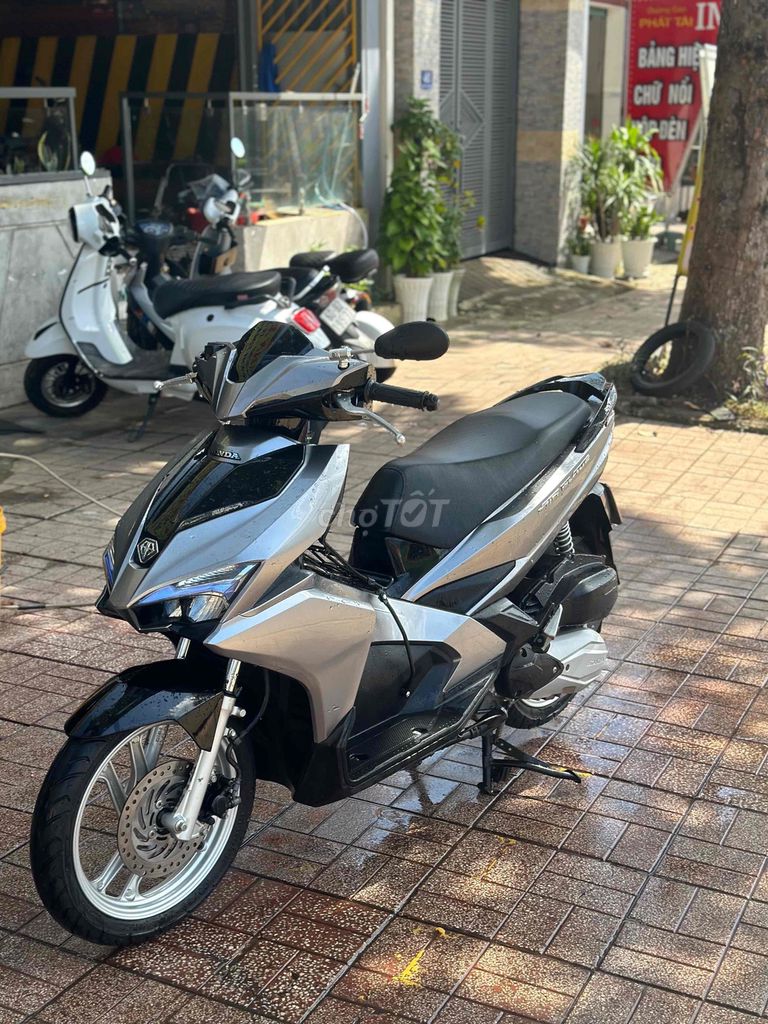 airblade 2020. Mua bán Xe máy tại Thành phố Long Khánh Đồng Nai được đăng bởi cửa hàng xe máy DUY HIỆP hình 3
