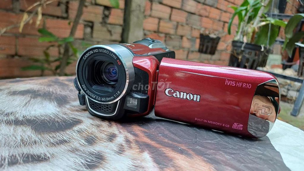 Máy quay phim Canon IVIS HFR10 Đỏ. Mua bán Máy ảnh, Máy quay tại Huyện Hóc Môn Tp Hồ Chí Minh được đăng bởi Hoàng đại hình 1