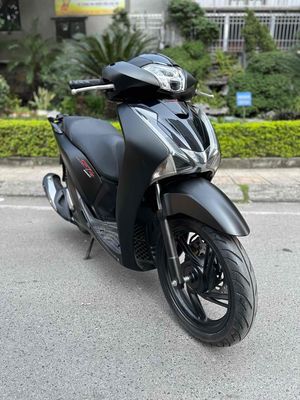 SH Việt 2019 / 125cc phanh CBS Đẹp & Mới. Mua bán Xe máy tại Quận Hoàng Mai Hà Nội được đăng bởi Xe Máy Quân Oanh  hình 1