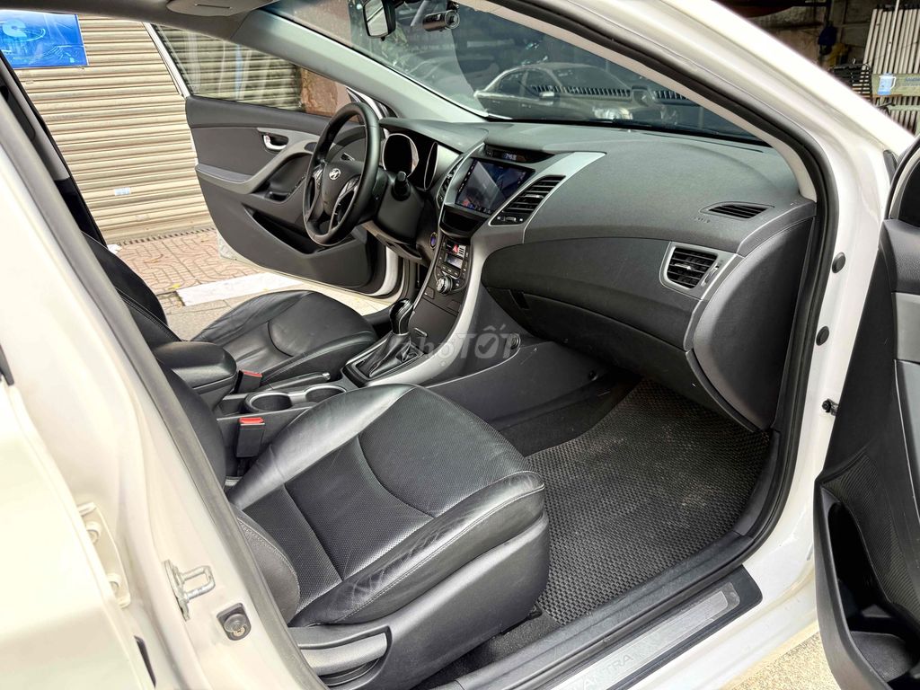 Hyundai Elantra GLS nhập 2015 1.8 AT. Mua bán Ô tô tại Quận Tân Phú Tp Hồ Chí Minh được đăng bởi Lê Băng Vinh hình 16