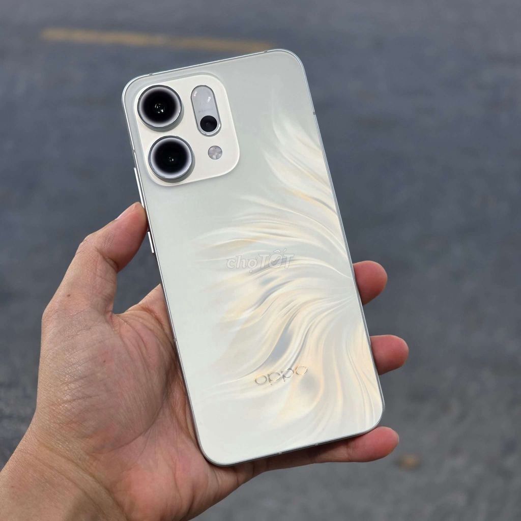 Giáo lưu Hoặc Bán Oppo Reno 14 512GB Bạc. Mua bán Điện thoại tại Quận Hải Châu Đà Nẵng được đăng bởi võ tuan hình 1