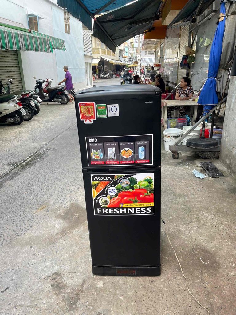 Tủ lạnh Sanyo 140 lít Đen đã sử dụng. Mua bán Tủ lạnh tại Quận 11 Tp Hồ Chí Minh được đăng bởi MẠNH HẢI hình 1