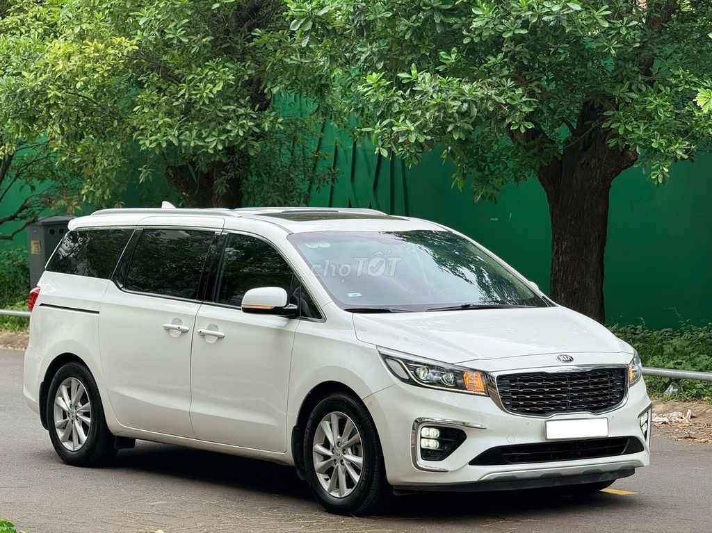 Kia Sedona 2019 Full dầu Trắng 90.000 km. Mua bán Ô tô tại Thành phố Biên Hòa Đồng Nai được đăng bởi Hoàng Thế Huân hình 3